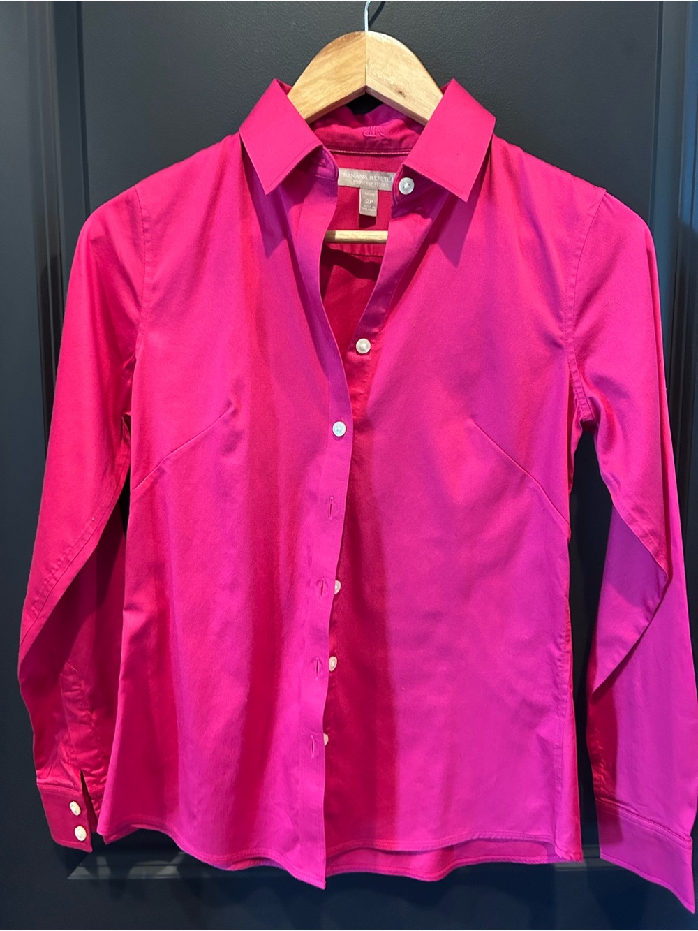 Banana Republic Fuchsia Collared Shirt